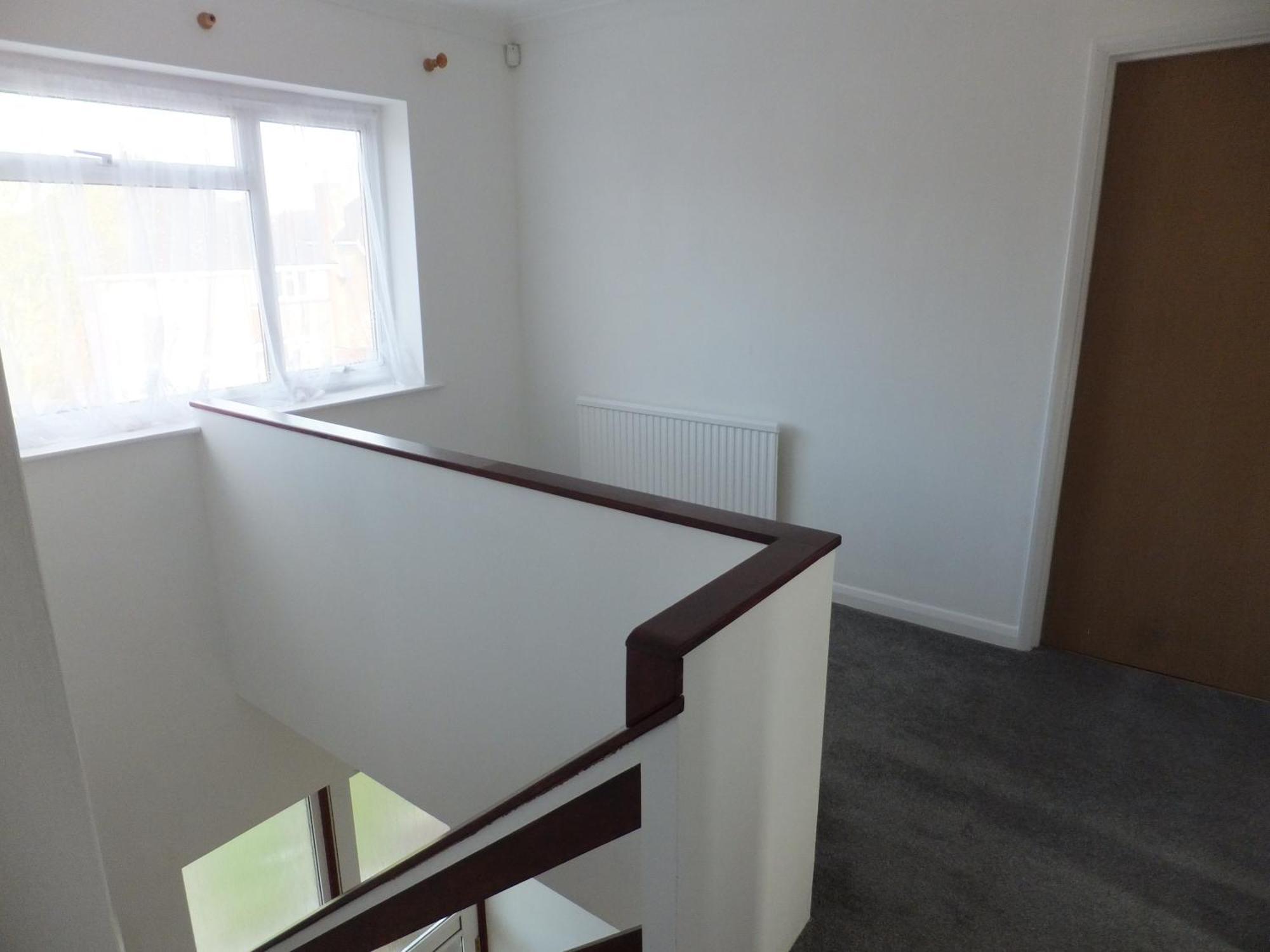 Many Worlds Meet - Eurostar, Wimbledon 30 Mins, Central London, Gatwick 15 Mins - Spacious, Sleeps Up To 16 Plus Cot - Free Wifi, Parking - Next To Lloyd Park, Great For Families, Walkers, Relocators - Ideal For Contractors Croydon Buitenkant foto